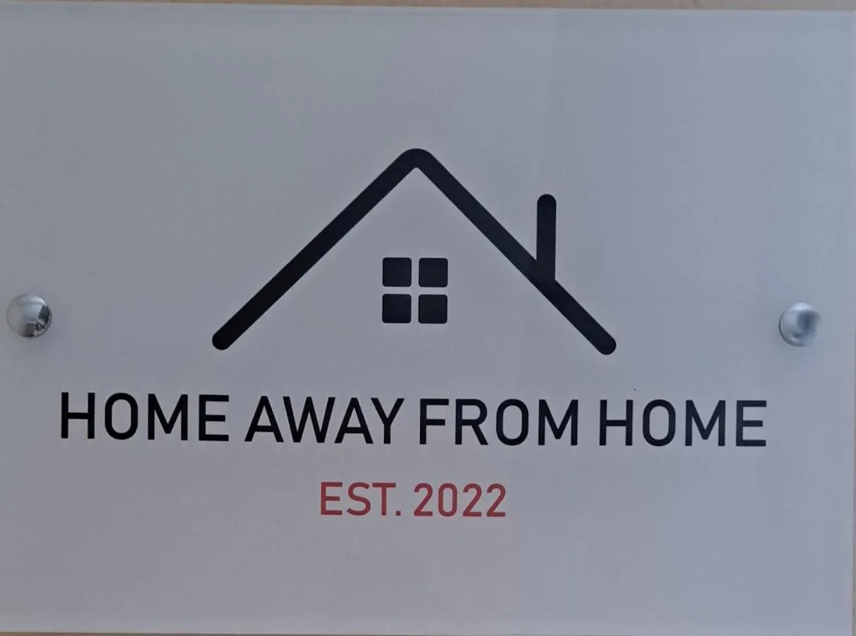 Daire Home Away From Home Tiran